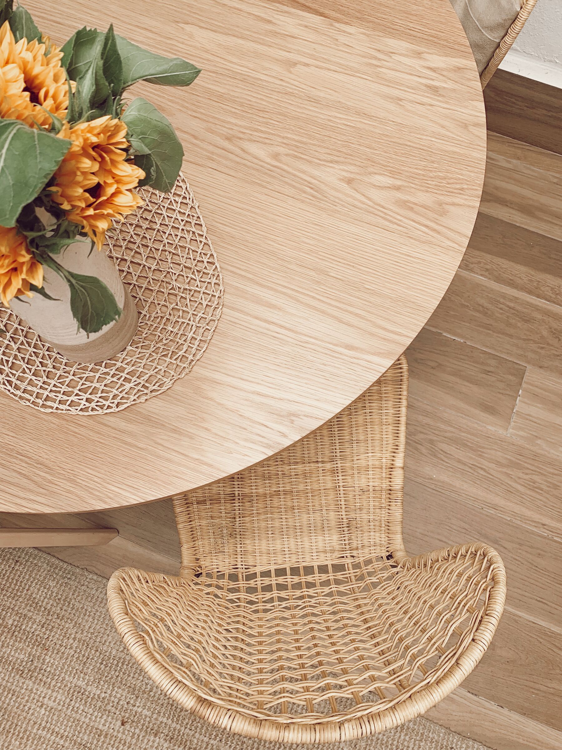 Dining Table JACKSONVILLE Light Brown 120 cm 120 cm
