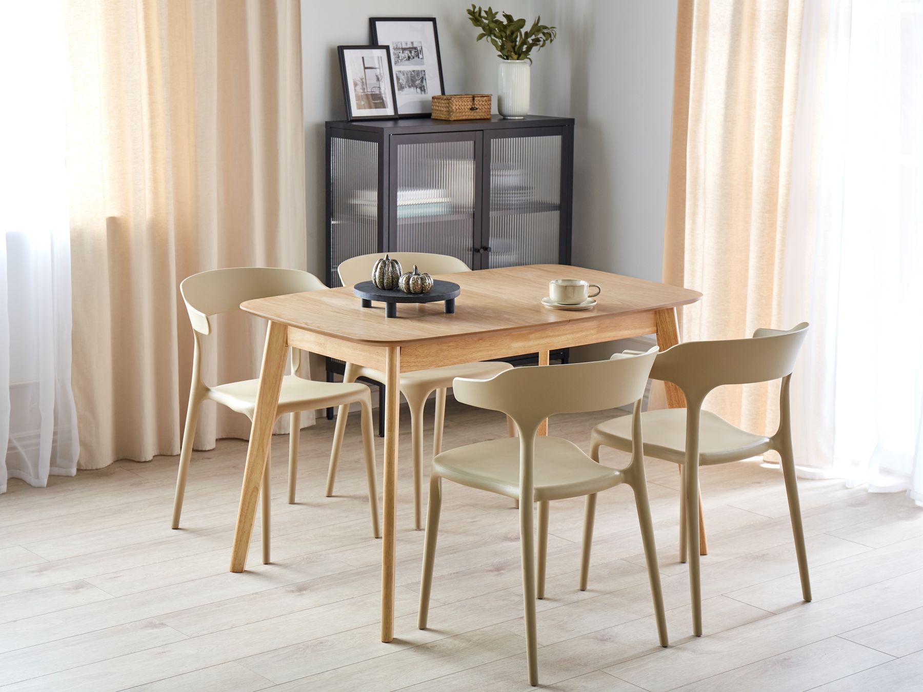 Extending Dining Table MADOX Light Oak 120/150 cm 75 cm