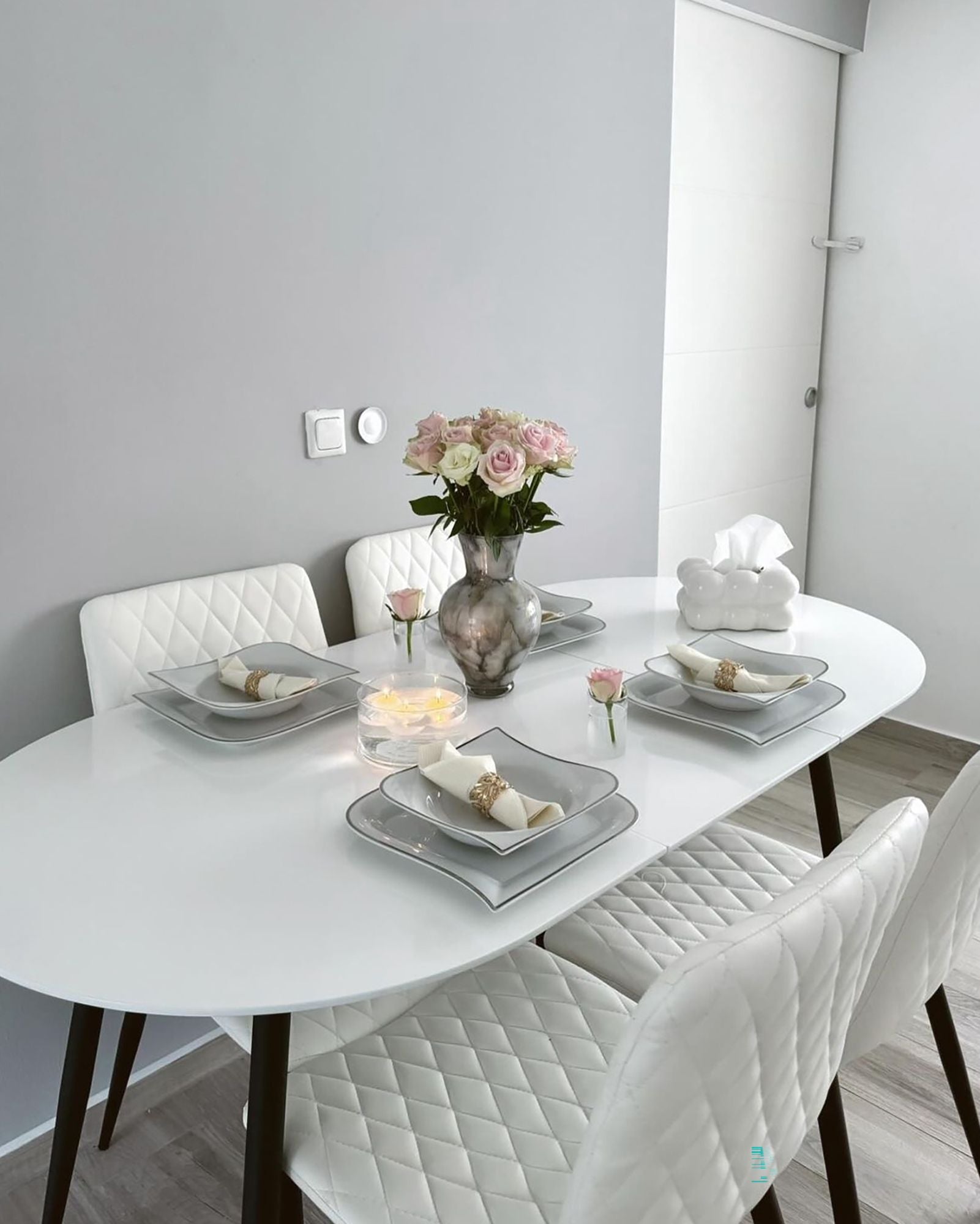 Extending Dining Table STAVERTON White 120/160 cm 80 cm
