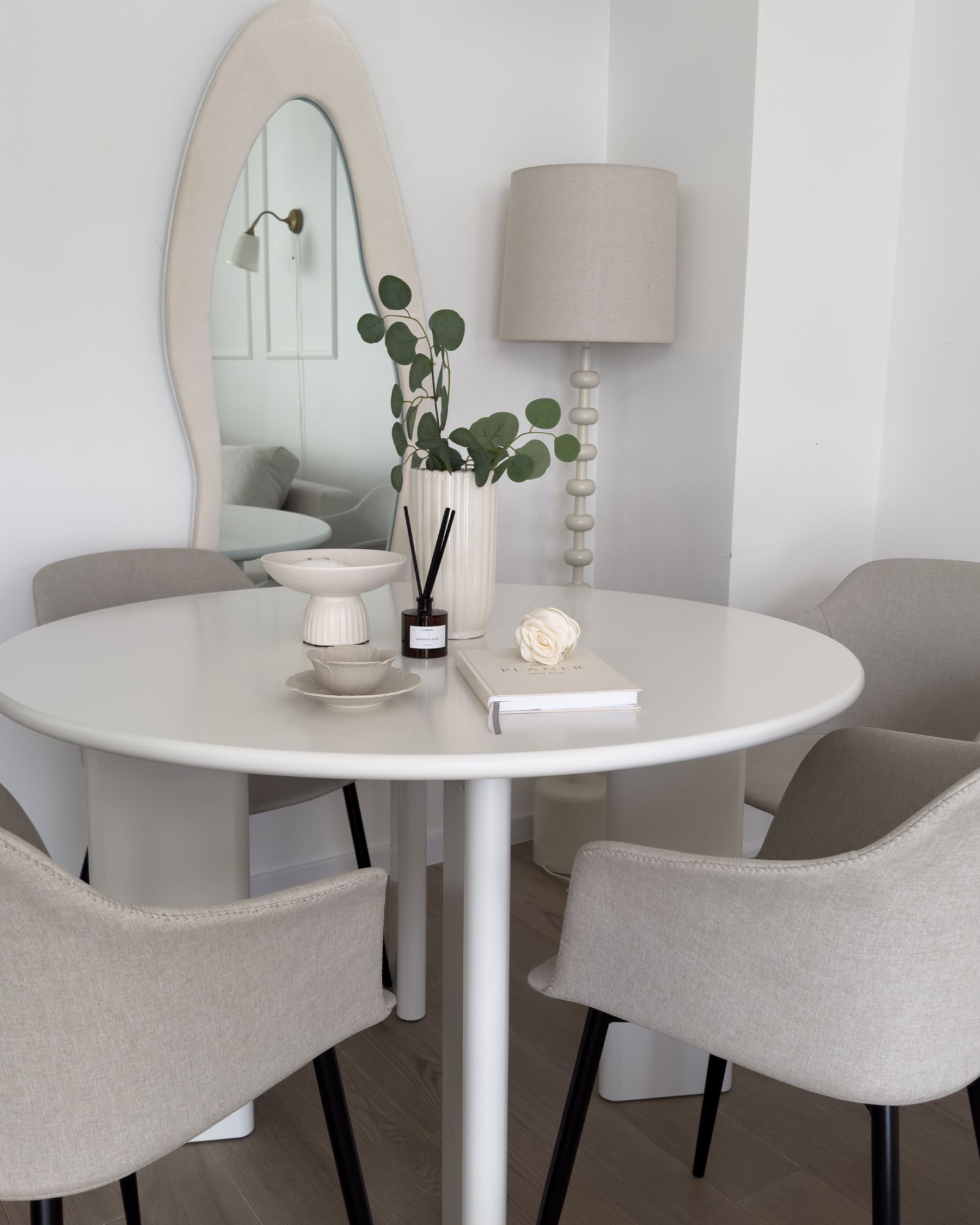 Dining Table COSMO White 120 cm 120 cm