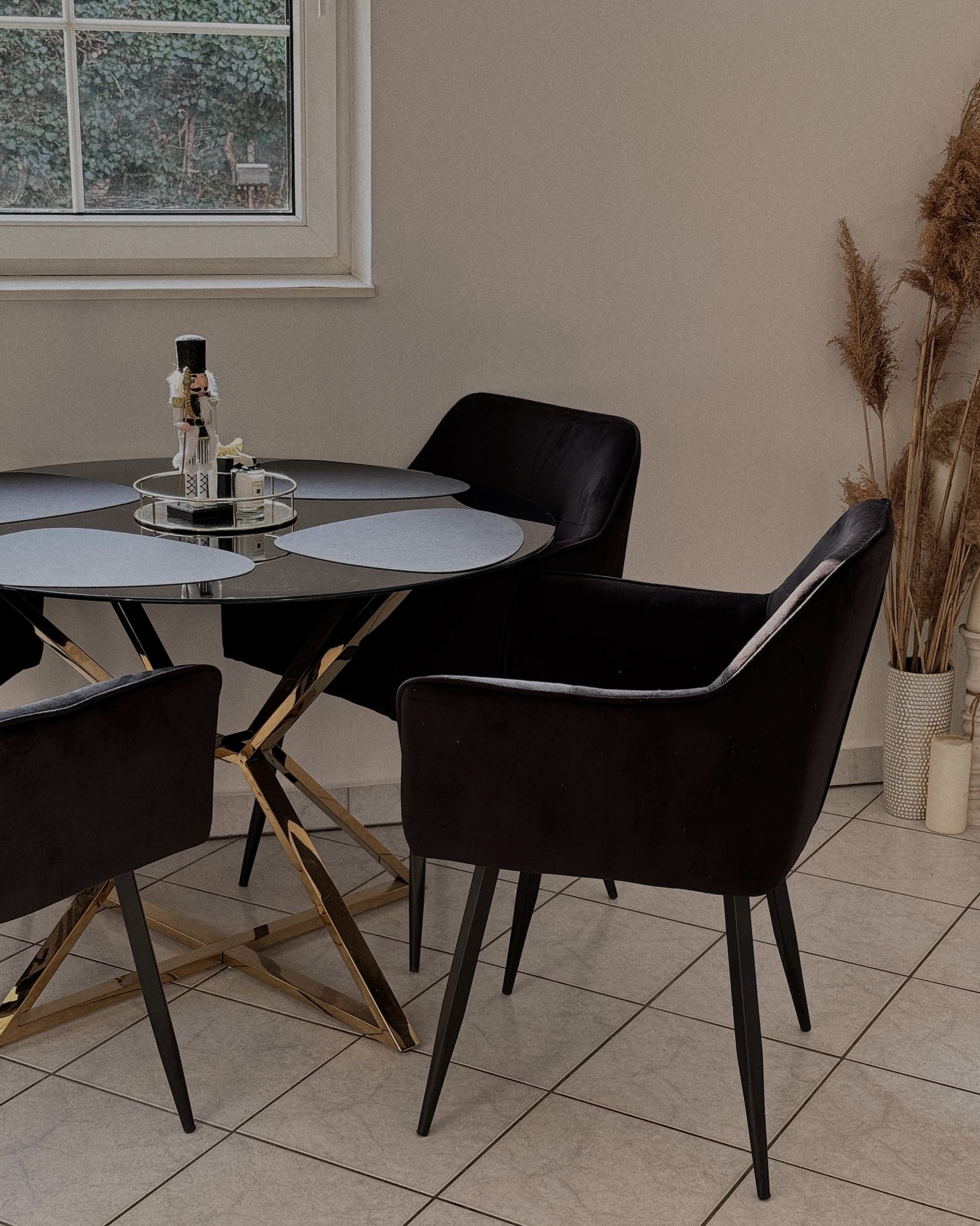 Dining Table BOSCO Black 105 cm 105 cm Tempered Glass