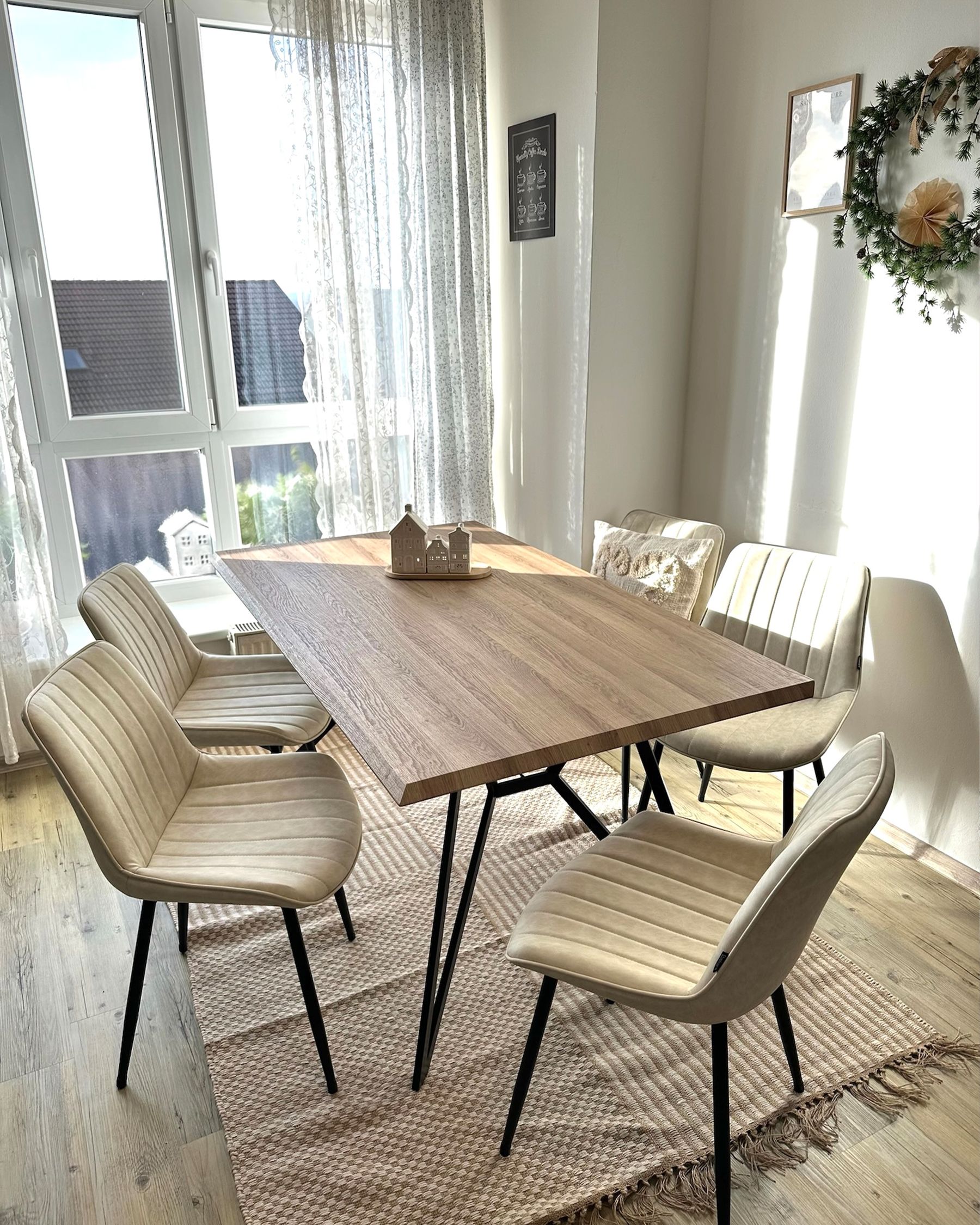 Dining Table BUSCOT Light Brown 160 cm 90 cm
